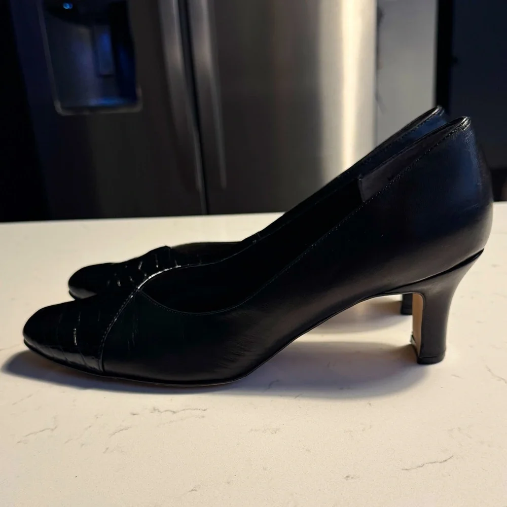 Ros Hommerson Cynthia 10.5 N Vintage Style Black Leather Pumps